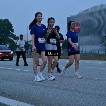 Runner Photo 7474061