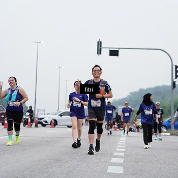 Runner Photo 7474067