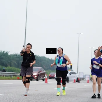 Runner Photo 7474071