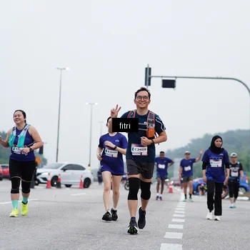 Runner Photo 7474078