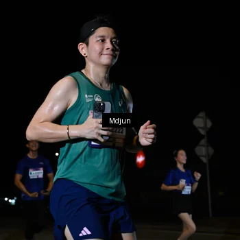 Runner Photo 7474092