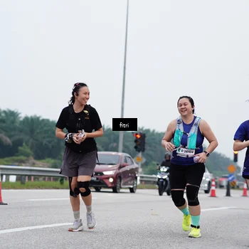 Runner Photo 7474100
