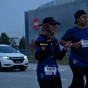 Runner Photo 7474106
