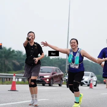 Runner Photo 7474117