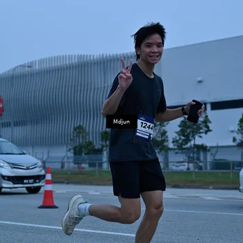 Runner Photo 7474134