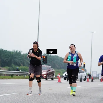 Runner Photo 7474153