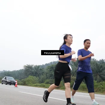 Runner Photo 7474165