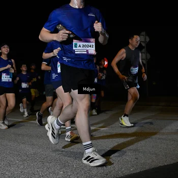 Runner Photo 7474211