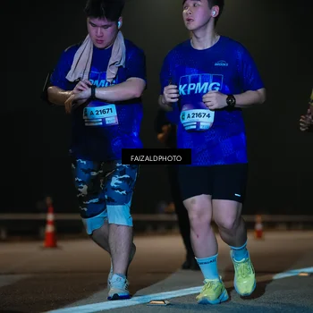 Runner Photo 7474212