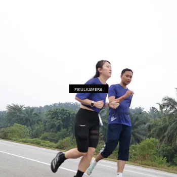 Runner Photo 7474224