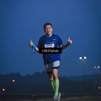 Runner Photo 7474240