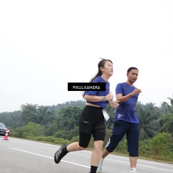 Runner Photo 7474259
