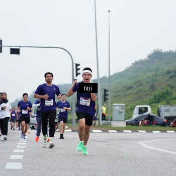 Runner Photo 7474301