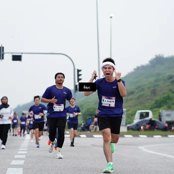 Runner Photo 7474316