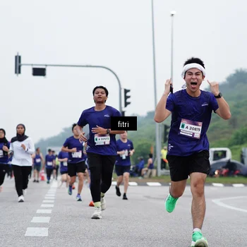 Runner Photo 7474326