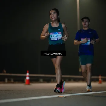 Runner Photo 7474344