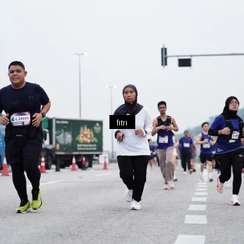 Runner Photo 7474368