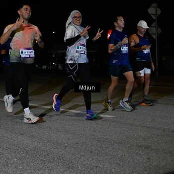 Runner Photo 7474393