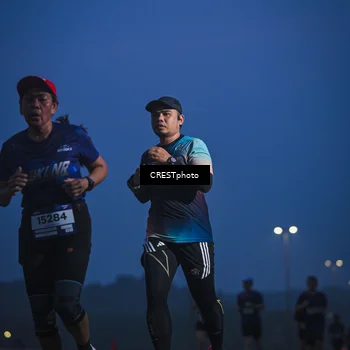 Runner Photo 7474402