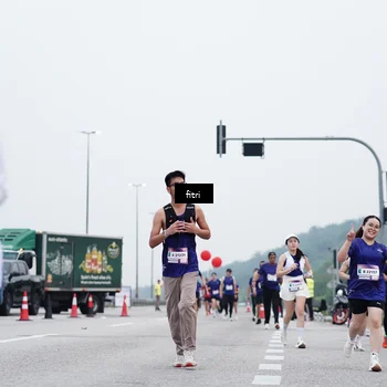Runner Photo 7474407