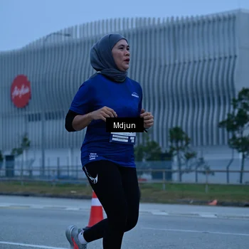 Runner Photo 7474418