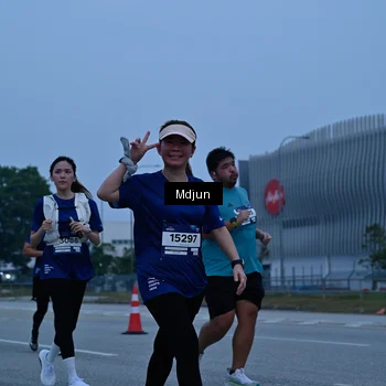 Runner Photo 7474429