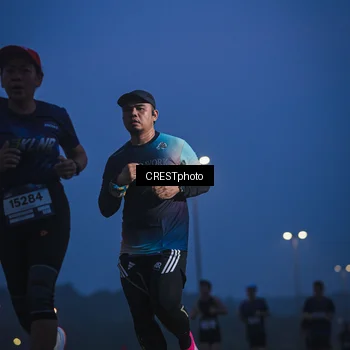 Runner Photo 7474435
