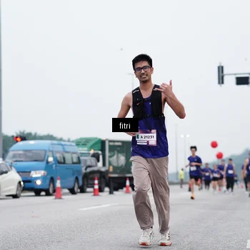 Runner Photo 7474468