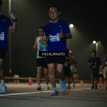 Runner Photo 7474485