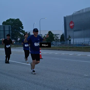 Runner Photo 7474497