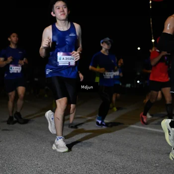 Runner Photo 7474506