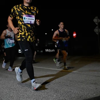 Runner Photo 7474540