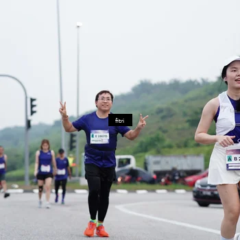 Runner Photo 7474541