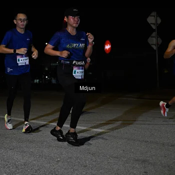 Runner Photo 7474561