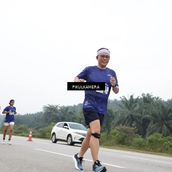 Runner Photo 7474570