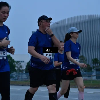 Runner Photo 7474574