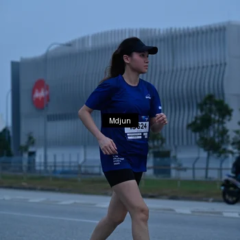 Runner Photo 7474577