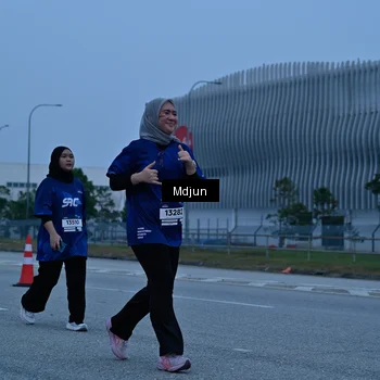 Runner Photo 7474590