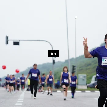 Runner Photo 7474595