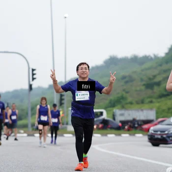 Runner Photo 7474597