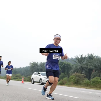 Runner Photo 7474598