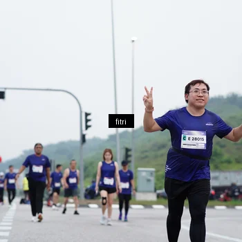 Runner Photo 7474602