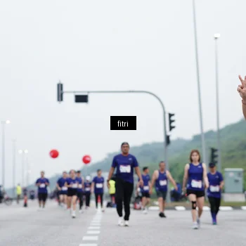 Runner Photo 7474603