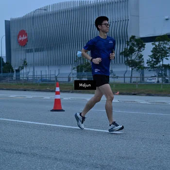 Runner Photo 7474617