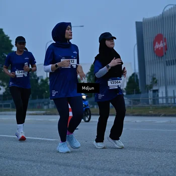 Runner Photo 7474619