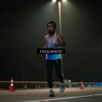 Runner Photo 7474628