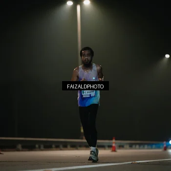 Runner Photo 7474640