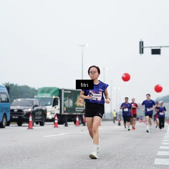 Runner Photo 7474643