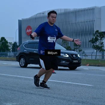 Runner Photo 7474645