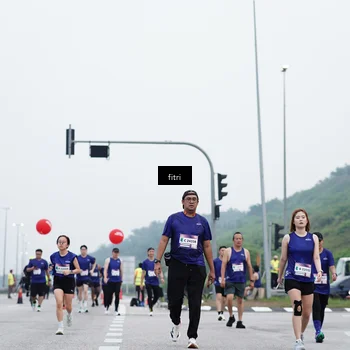 Runner Photo 7474664